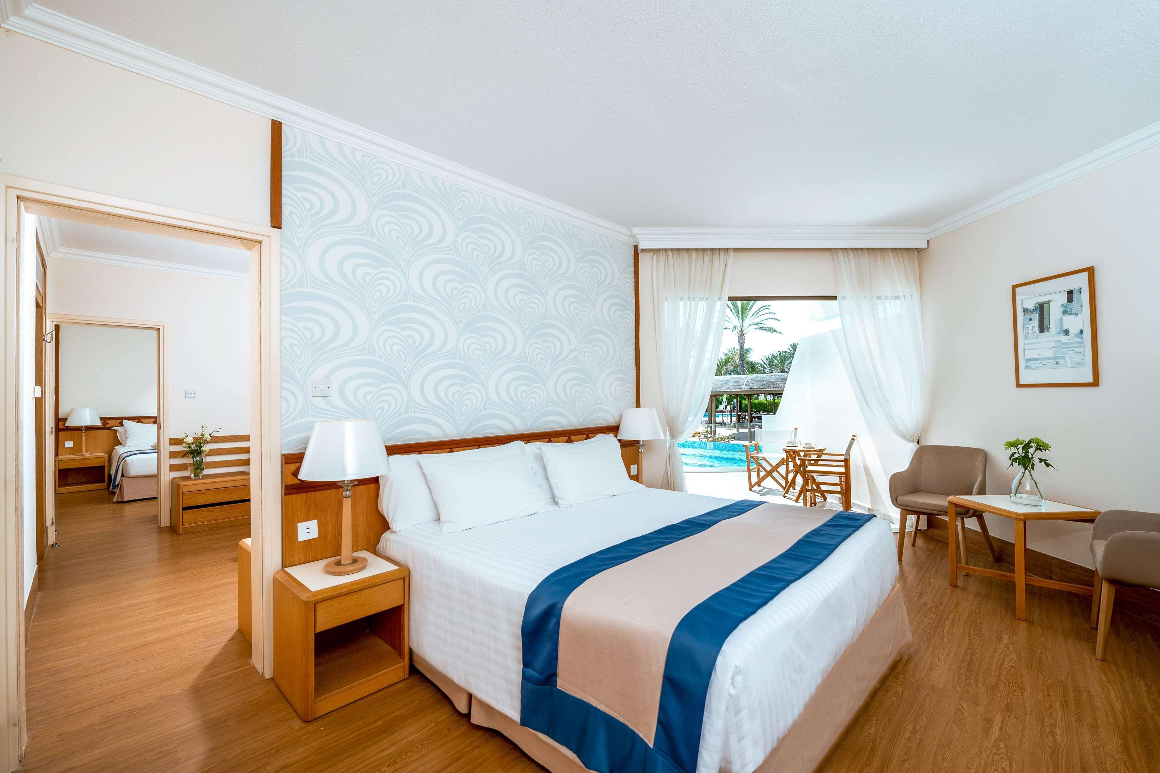 Geroskipou Constantinou Bros Athena Beach Hotel מראה חיצוני תמונה
