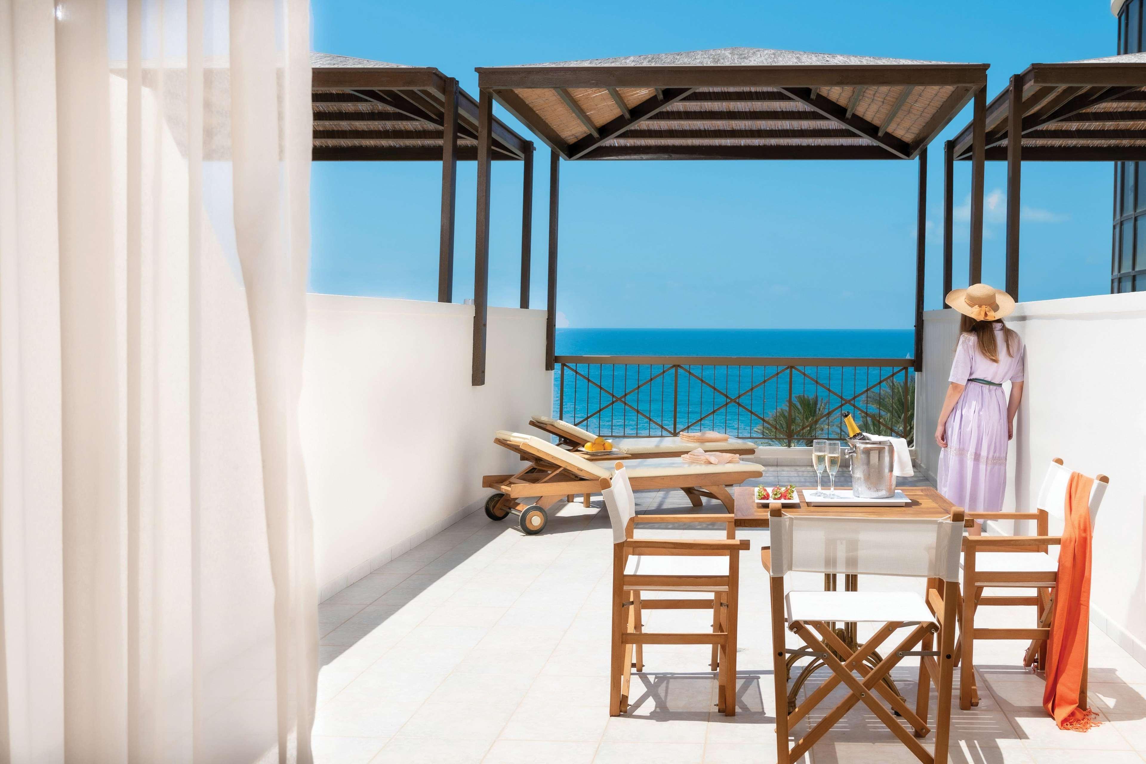 Geroskipou Constantinou Bros Athena Beach Hotel מראה חיצוני תמונה